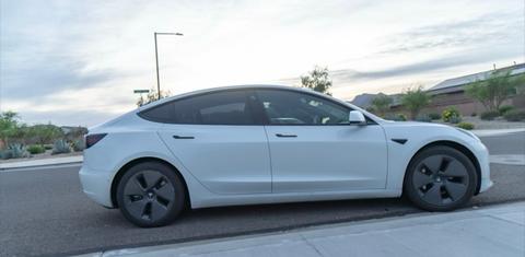 Tesla Model 3 2022
