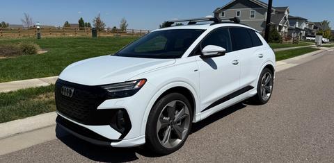 Audi Q4 e-tron 2024