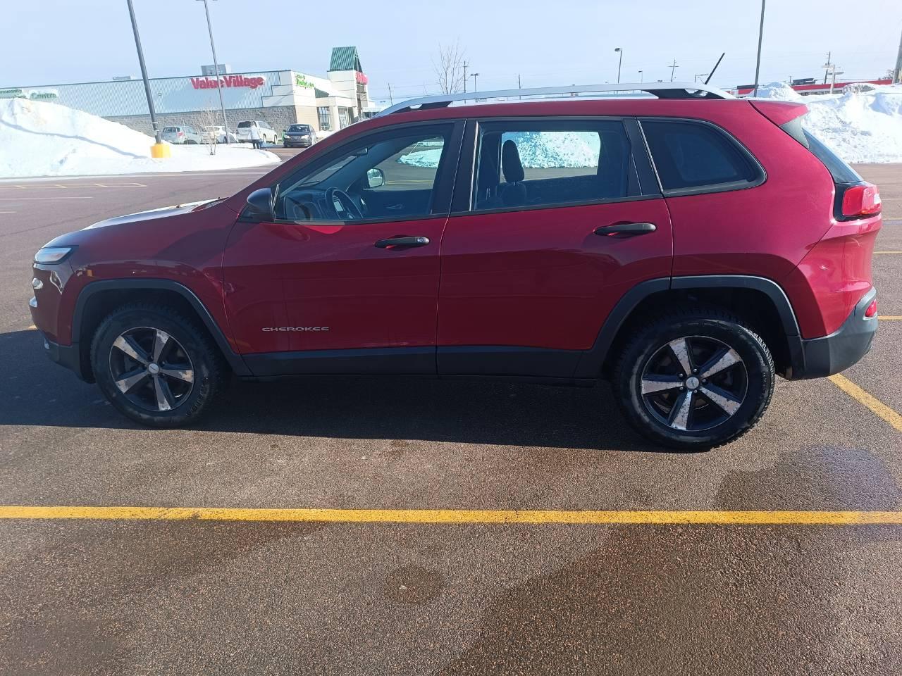 Jeep Cherokee 2016 à 