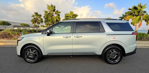 Kia Carnival Hybrid 2026