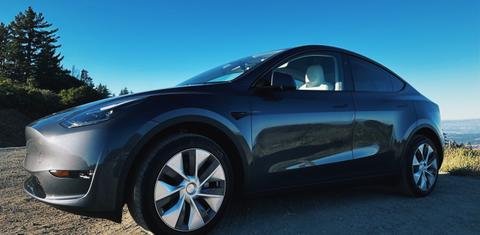 Tesla Model Y 2023