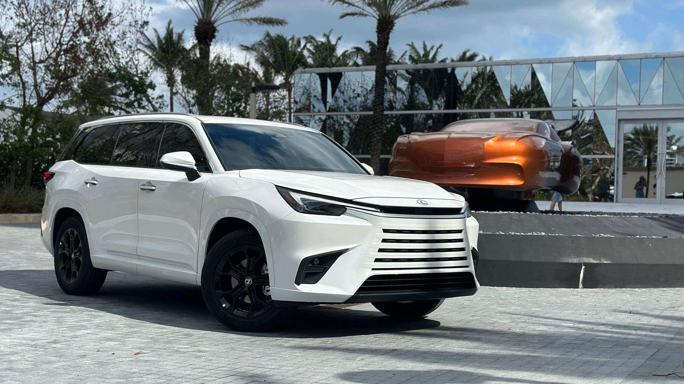 Lexus TX 2024 in 