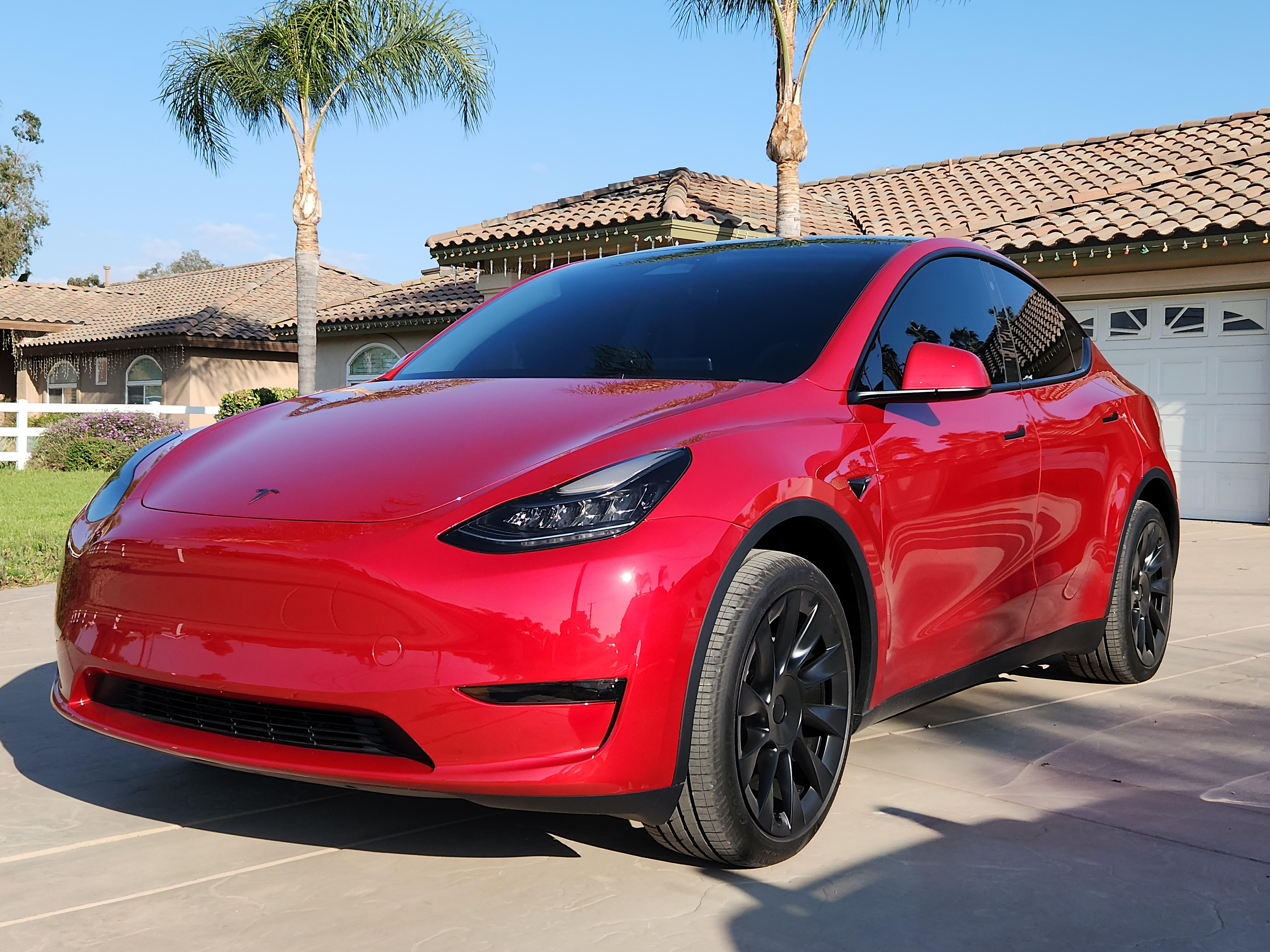 Tesla Model Y 2023 in Perris, CA