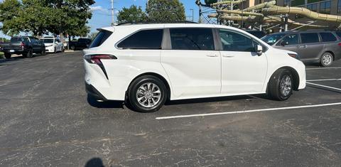 Toyota Sienna 2024