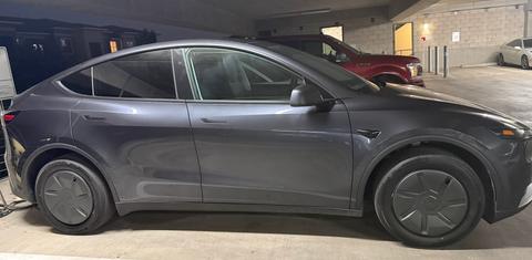 Tesla Model Y 2026