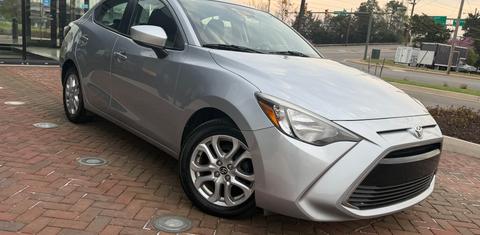 Toyota Yaris iA 2017