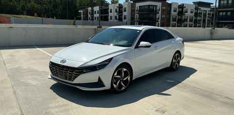 Hyundai Elantra 2021