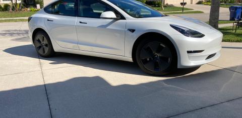 Tesla Model 3 2023