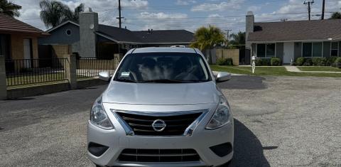 Nissan Versa 2015