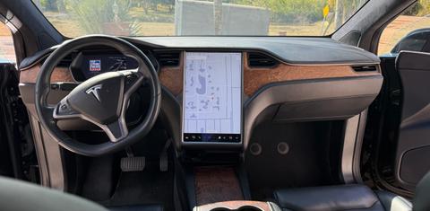Tesla Model X 2020