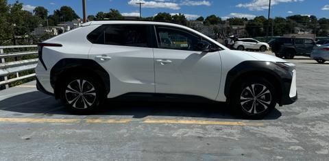 Toyota bZ4X 2024