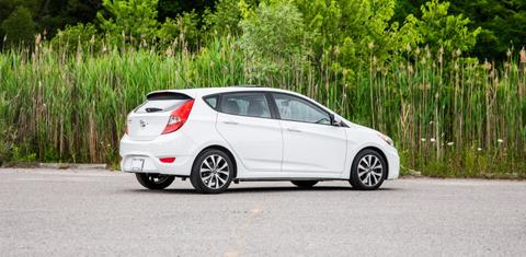 Hyundai Accent 2015