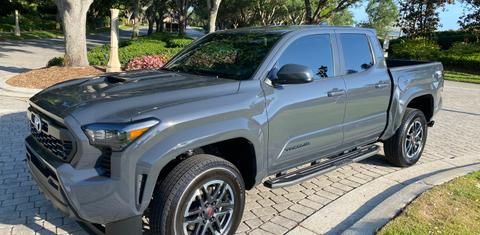 Toyota Tacoma 2024