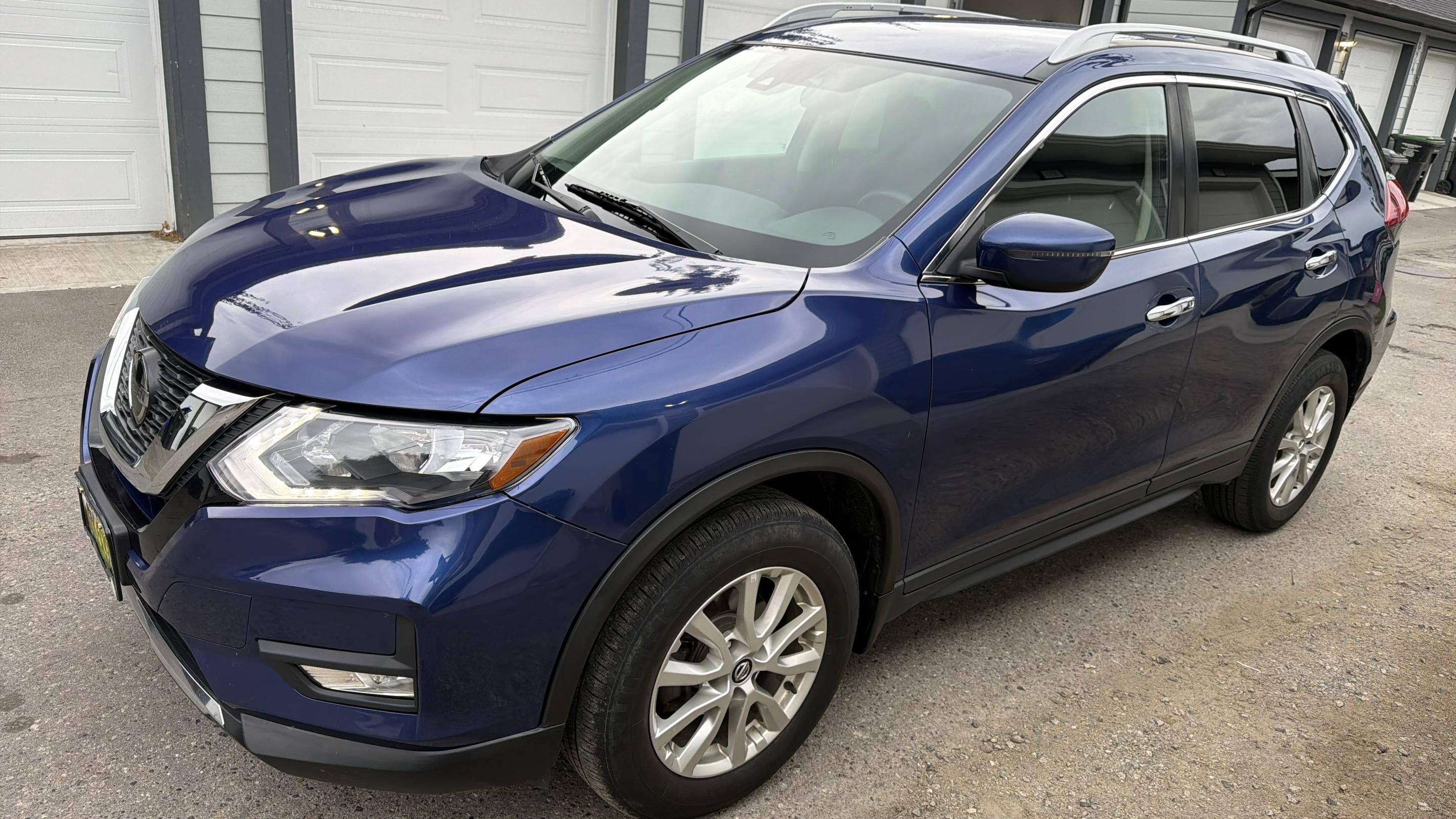 Nissan Rogue 2019 in Kelowna, BC