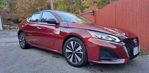 Nissan Altima 2024