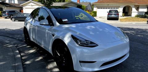 Tesla Model Y 2022