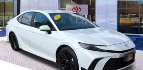 Toyota Camry Hybrid 2025