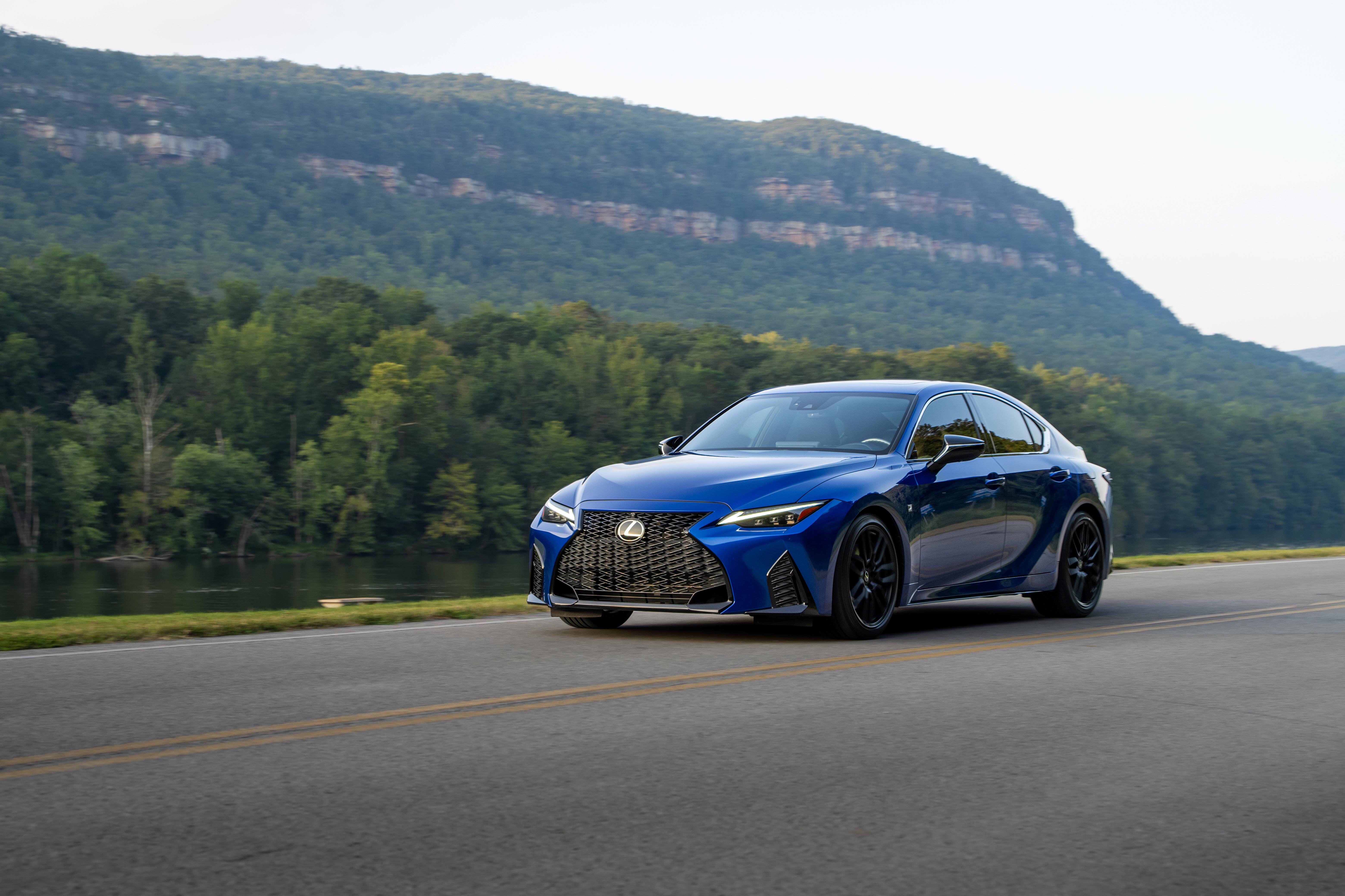 Lexus IS 2021 in 