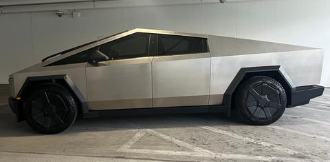 Tesla Cybertruck 2024
