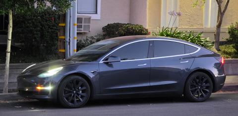Tesla Model 3 2018