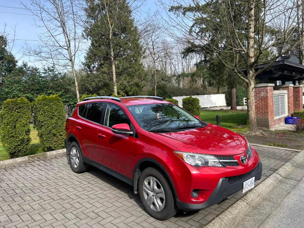 Toyota RAV4 2015 à 