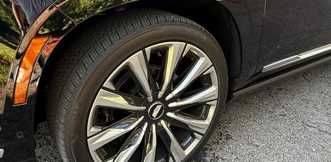 Cadillac Escalade ESV 2025