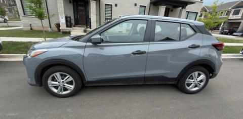 Nissan Kicks Play 2025