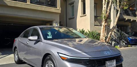 Hyundai Elantra 2025