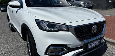 MG HS 2024