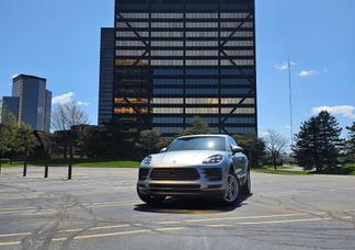 Porsche Macan car