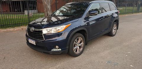 Toyota KLUGER 2015