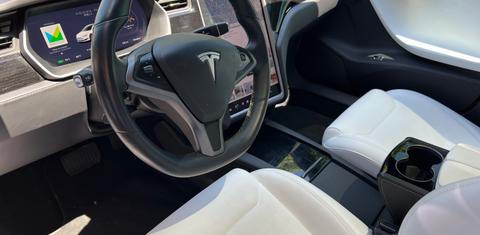 Tesla Model S 2018