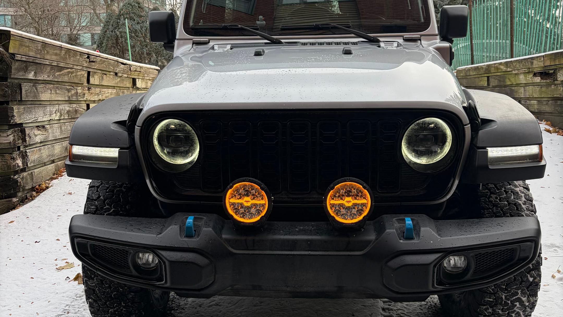 Jeep Wrangler 4xe 2024 in Montréal, QC
