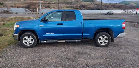 Toyota Tundra 2016