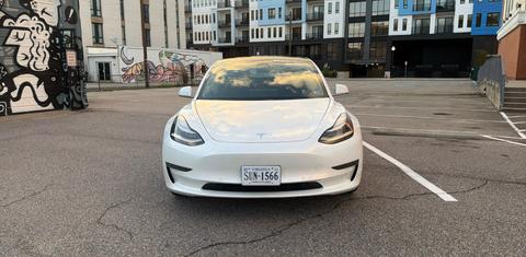 Tesla Model 3 2020