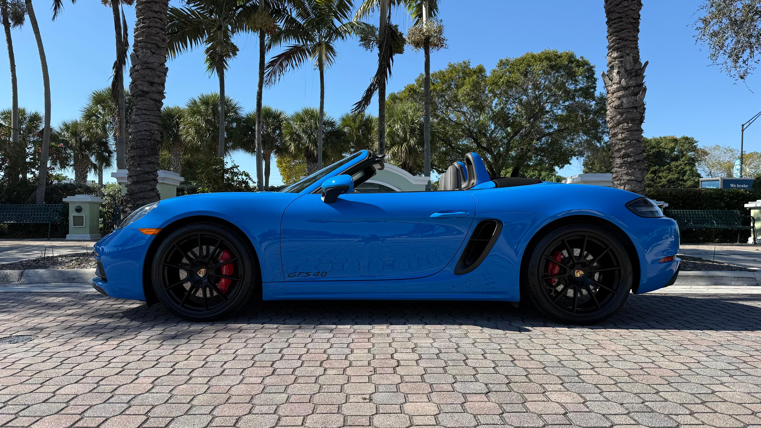 Porsche 718 Boxster 2023 in Oakland Park, FL