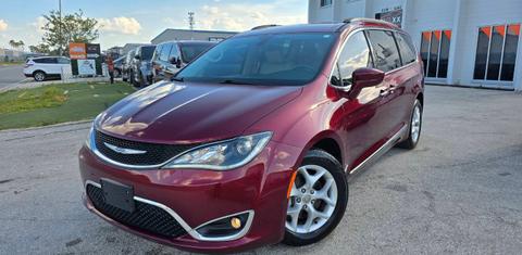 Chrysler Pacifica 2017
