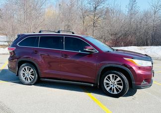 Toyota Highlander car