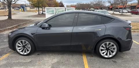 Tesla Model Y 2026