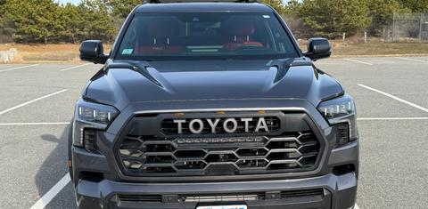 Toyota Sequoia 2025