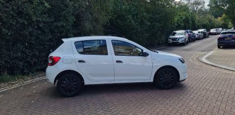 Dacia Sandero 2015