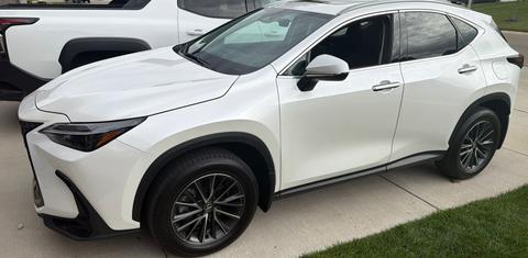 Lexus NX 2025