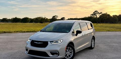 Chrysler Pacifica 2026