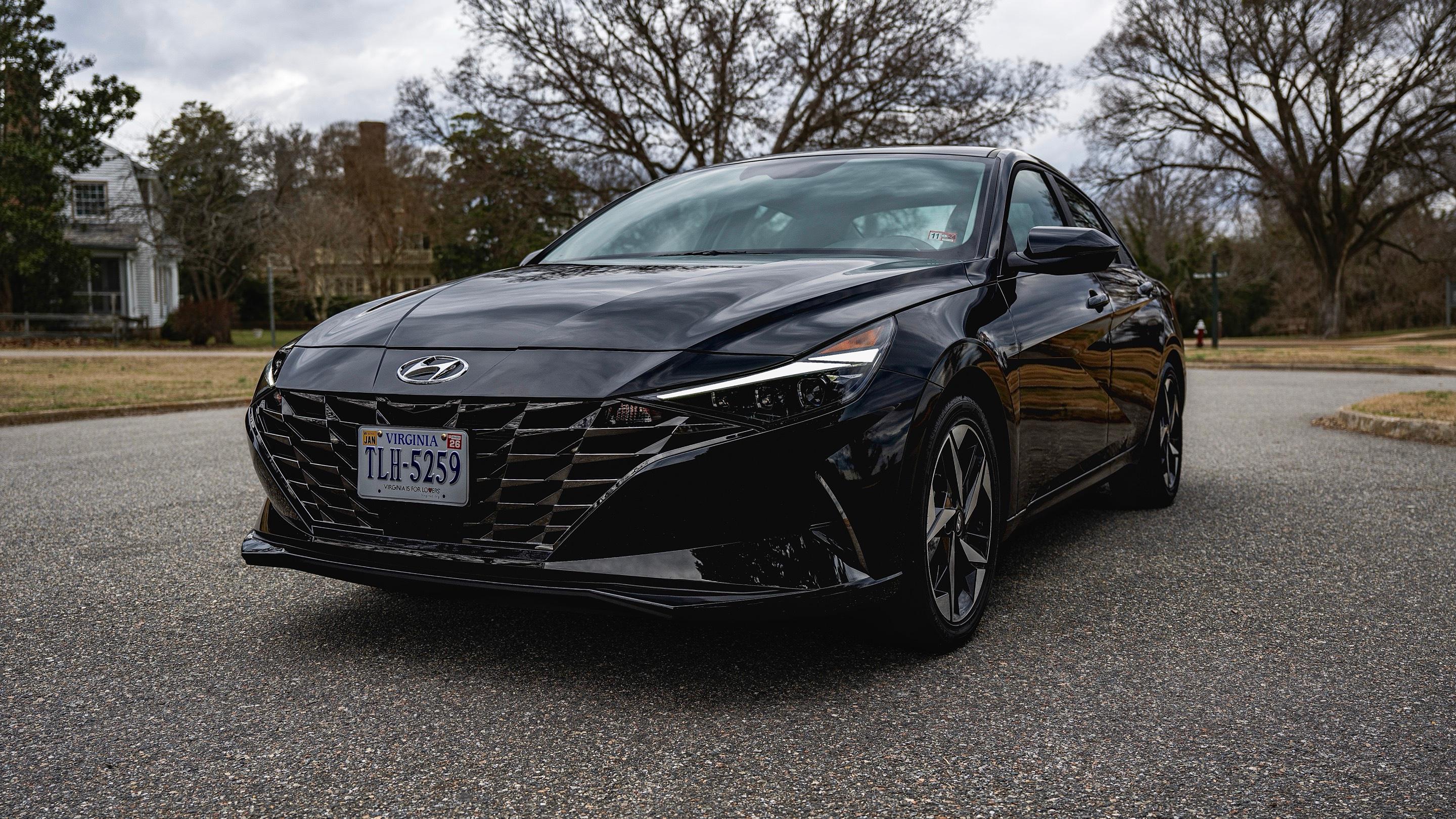 Hyundai Elantra Hybrid 2023 in Newport News, VA