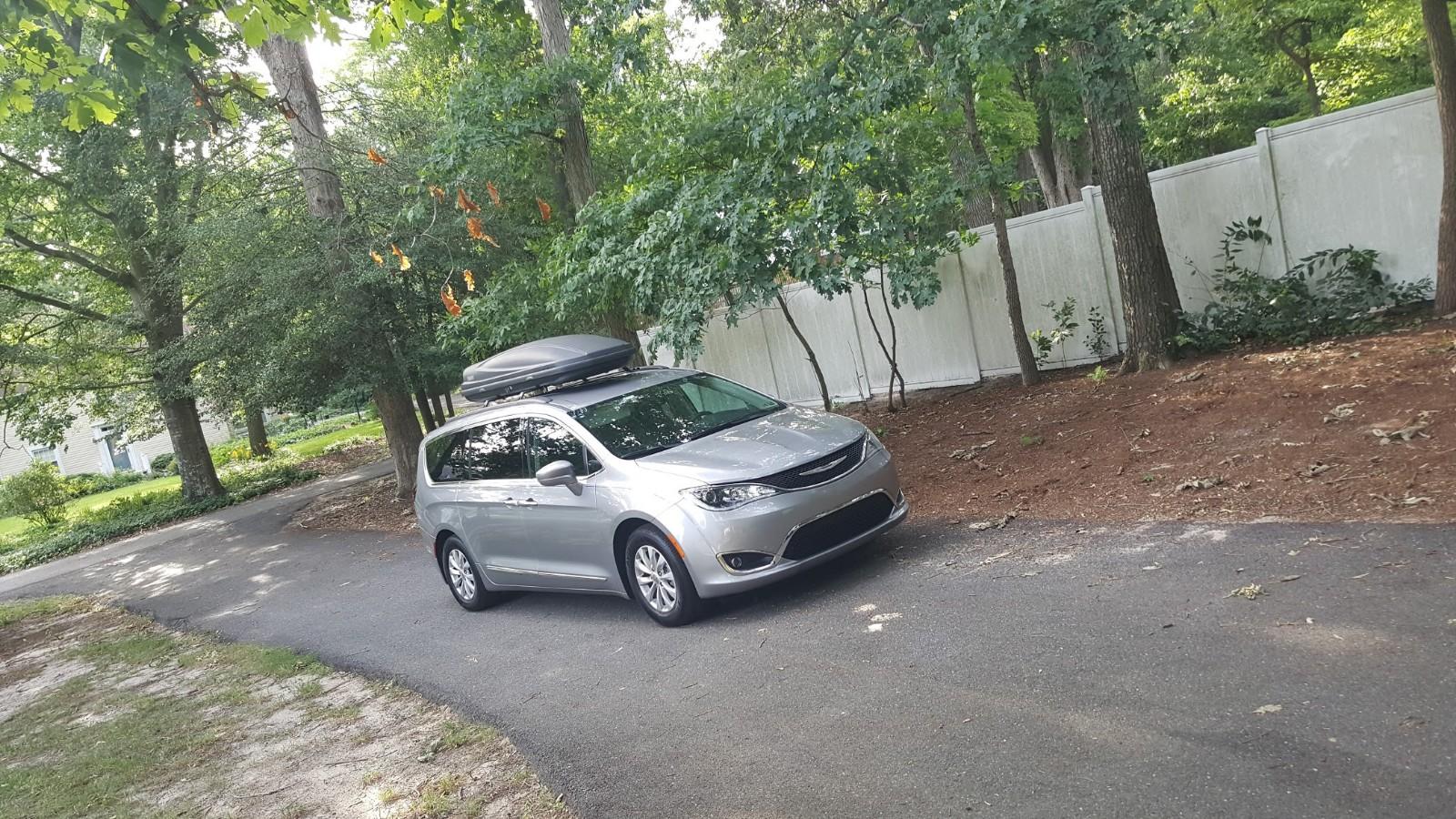 Chrysler Pacifica 2017 in Broomall, PA