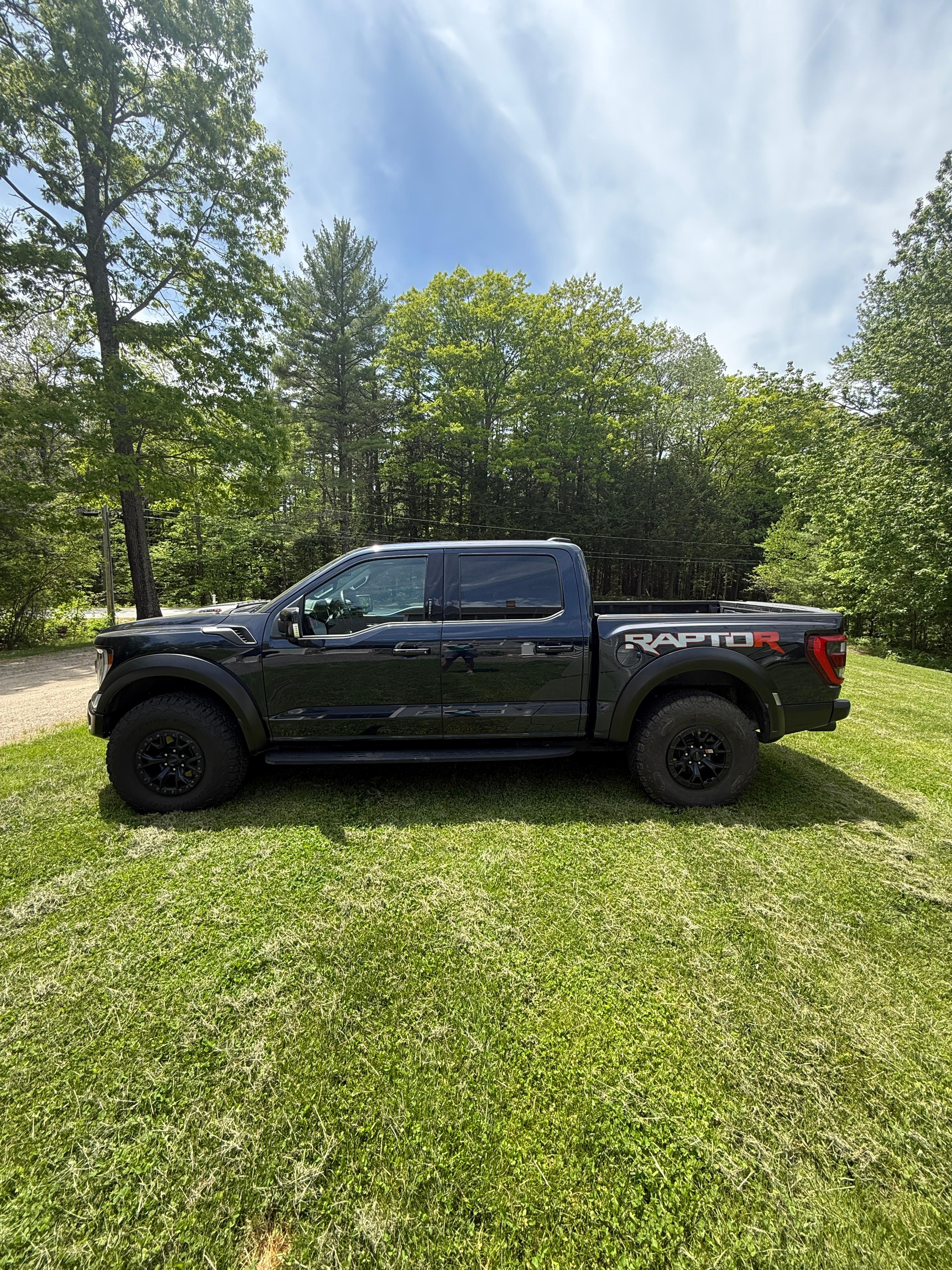 Ford F-150 2023 in Gorham, ME