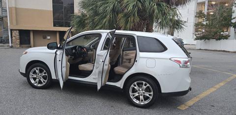Mitsubishi Outlander 2014