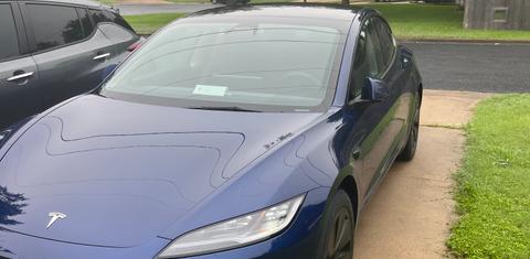 Tesla Model 3 2024