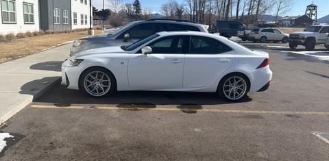 Lexus IS 2019
