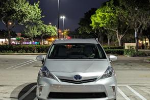 Toyota Prius v car